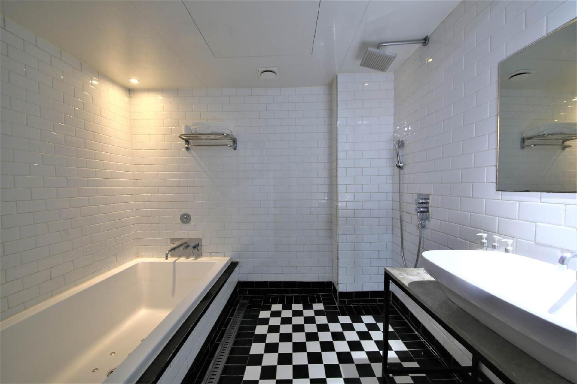 Seomyeon Hound Hotel 1St Street Busan Exteriör bild