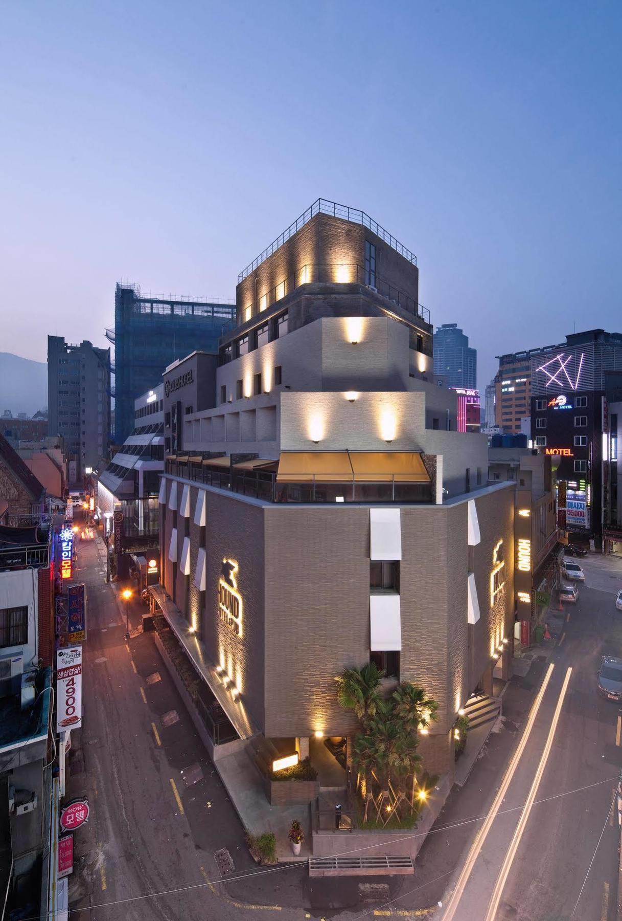 Seomyeon Hound Hotel 1St Street Busan Exteriör bild